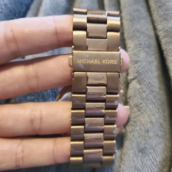 Michael Kors Men's Runway Rose Gold-Tone Watch MK8096 - Picture 5 of 5
